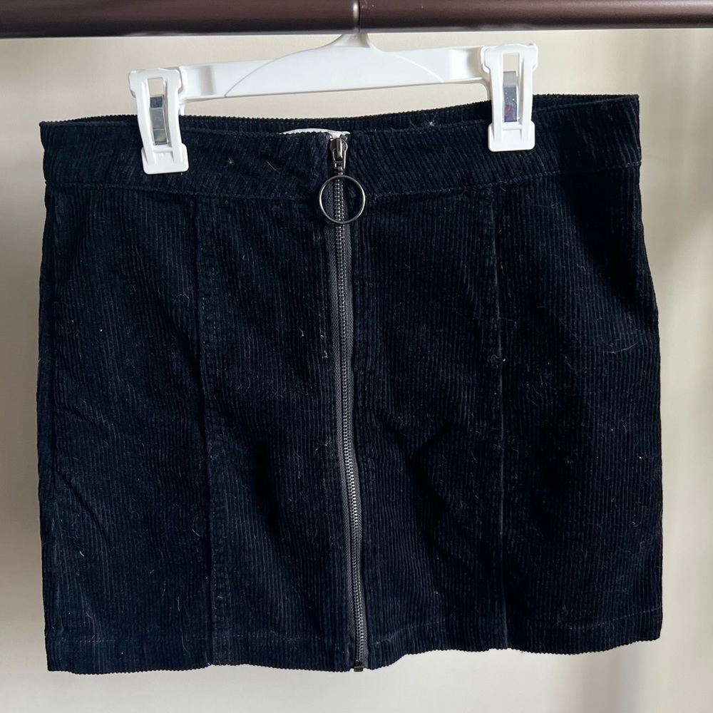 Corduroy Zip-Up skirt